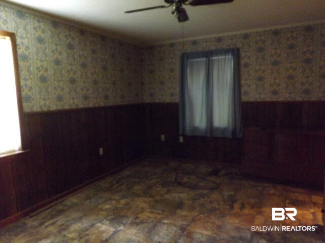 373 Heaton Circle Brewton, AL 36426 - Photo 8 of 16 Master Bedroom