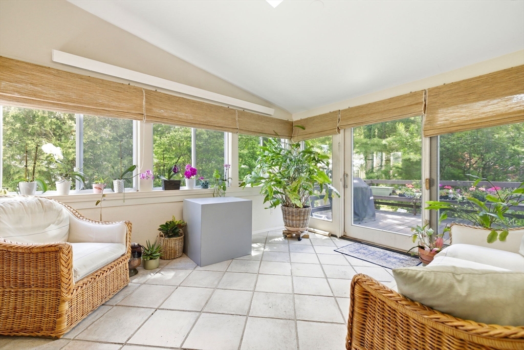 102 Oakdale Road Newton, MA 02461 - Photo 12 of 21 Gallery Image 12