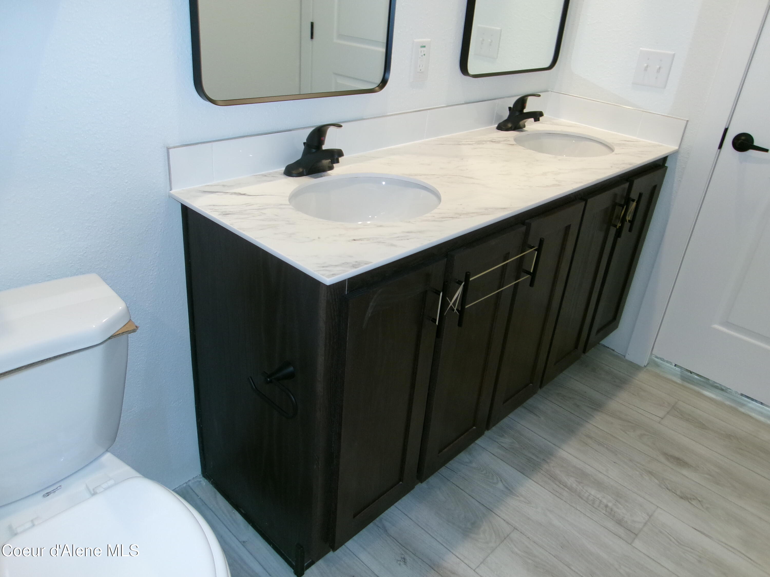 132 Finley Loop Kingston, ID 83839 - Photo 9 of 12 105_1280