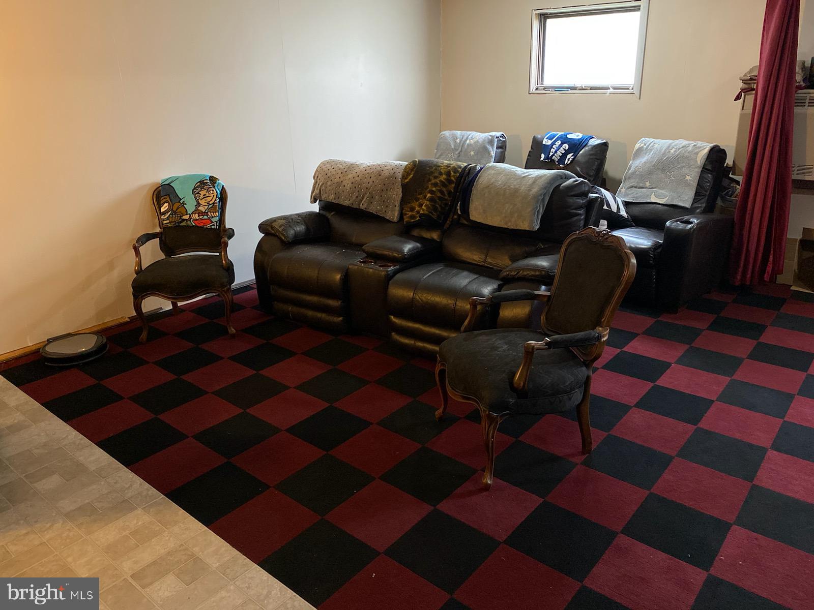 372 Eckman Road Lancaster, PA 17603 - Photo 10 of 11 Gallery Image 10