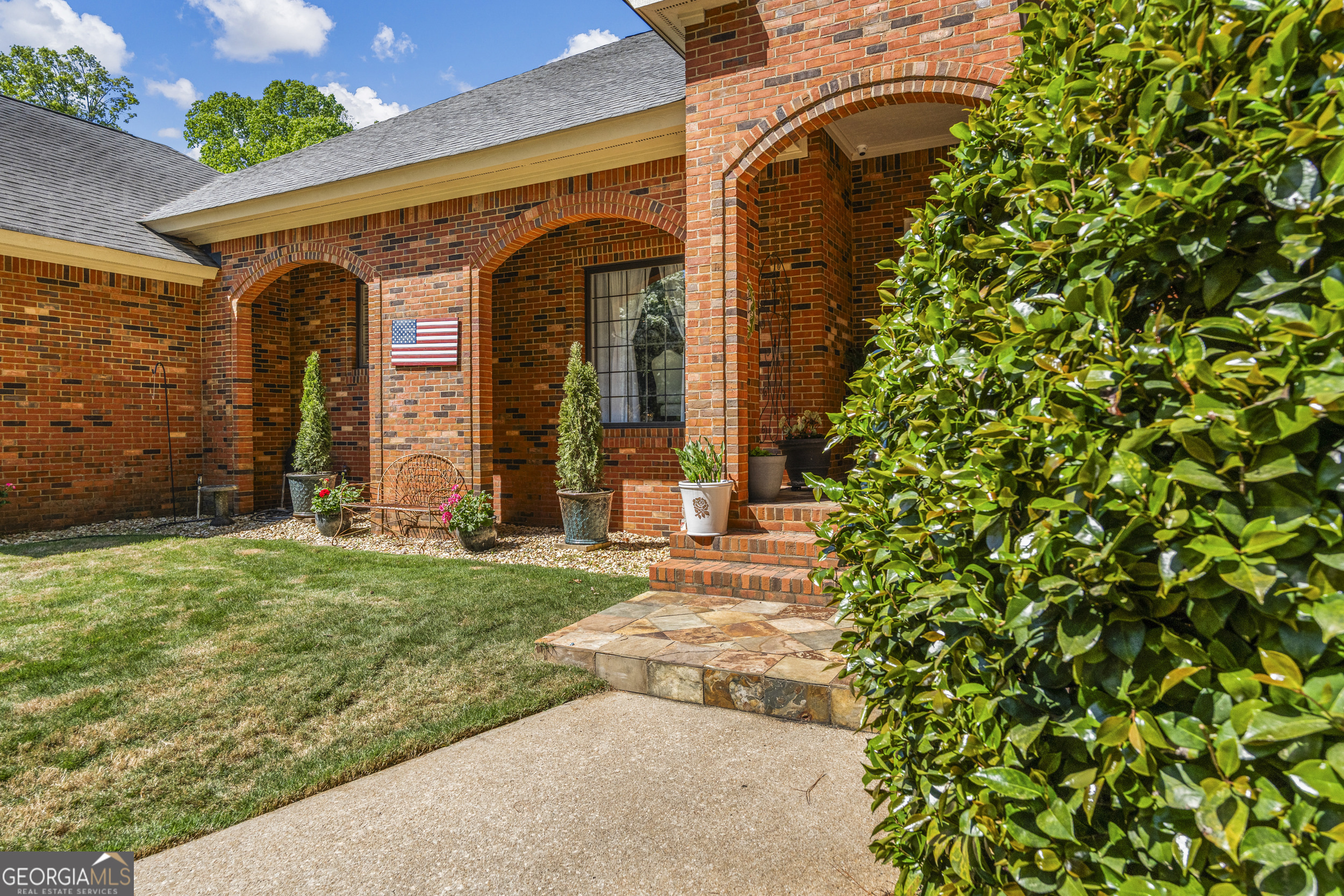 1017 Riverside Drive LaGrange, GA 30240 - Photo 2 of 45