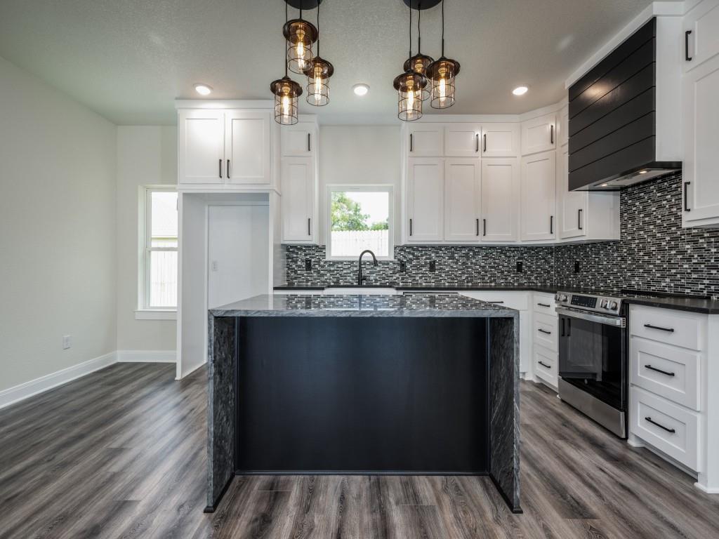 204 West Collins Street Decatur, TX 76234 - Photo 13 of 25