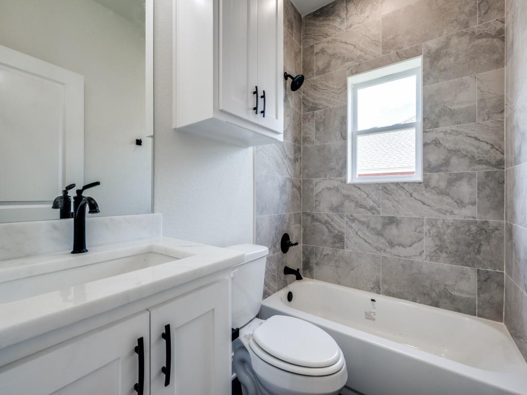 204 West Collins Street Decatur, TX 76234 - Photo 22 of 25