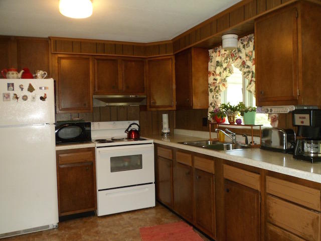 330 Schmid Road Fairview, MI 48621 - Photo 6 of 25 Gallery Image 6