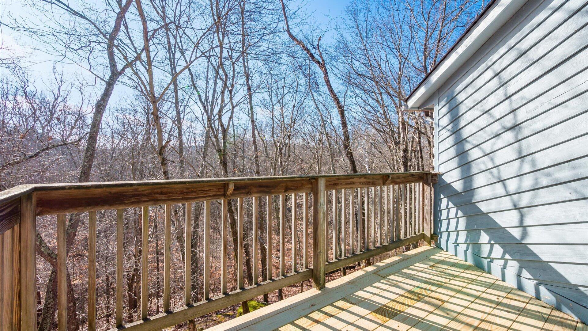18988 Claypool Road Nashport, OH 43830 - Photo 32 of 50 Second Floor Deck