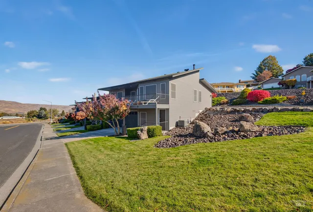 $375,000 | 530 Valley Vista Boulevard, Lewiston, ID 83501