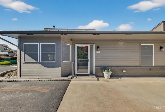 $375,000 | 530 Valley Vista Boulevard, Lewiston, ID 83501
