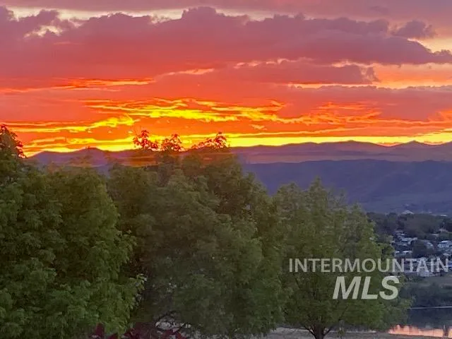 $375,000 | 530 Valley Vista Boulevard, Lewiston, ID 83501