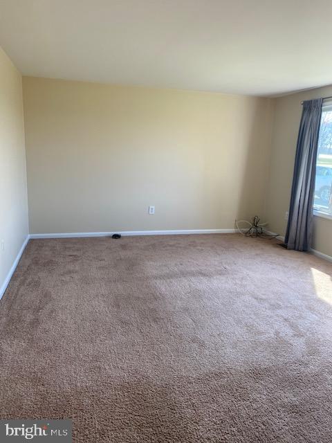 6400 Balls Mill Road Midland, VA 22728 - Photo 5 of 28 Gallery Image 5