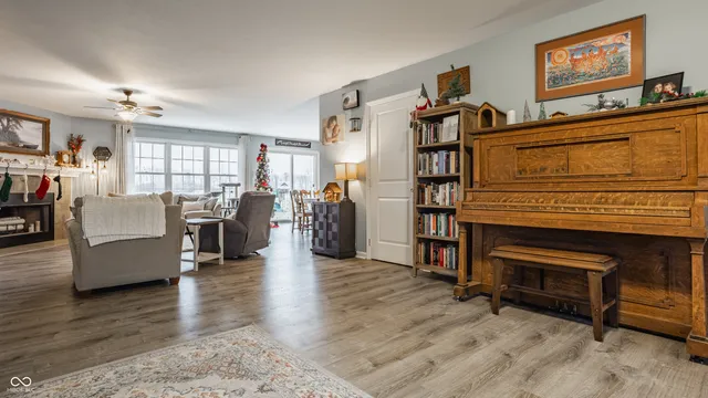 $450,000 | 5923 North County Road 100 East, Pittsboro, IN 46167