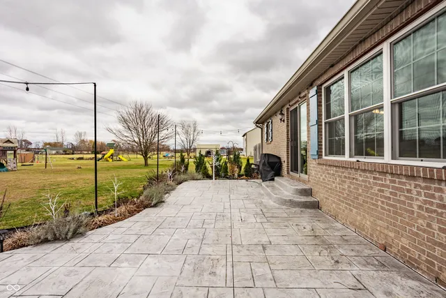 $450,000 | 5923 North County Road 100 East, Pittsboro, IN 46167