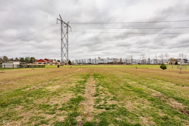 $450,000 | 5923 North County Road 100 East, Pittsboro, IN 46167