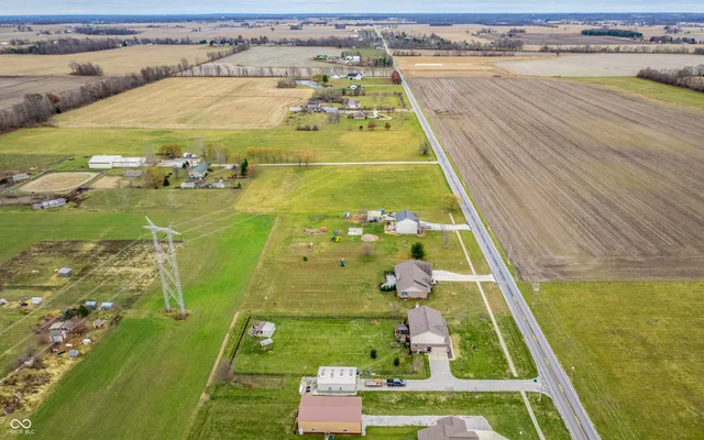 $450,000 | 5923 North County Road 100 East, Pittsboro, IN 46167