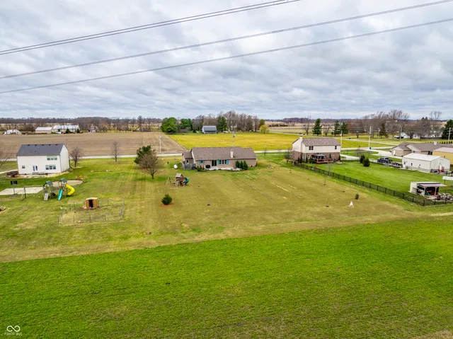 $450,000 | 5923 North County Road 100 East, Pittsboro, IN 46167
