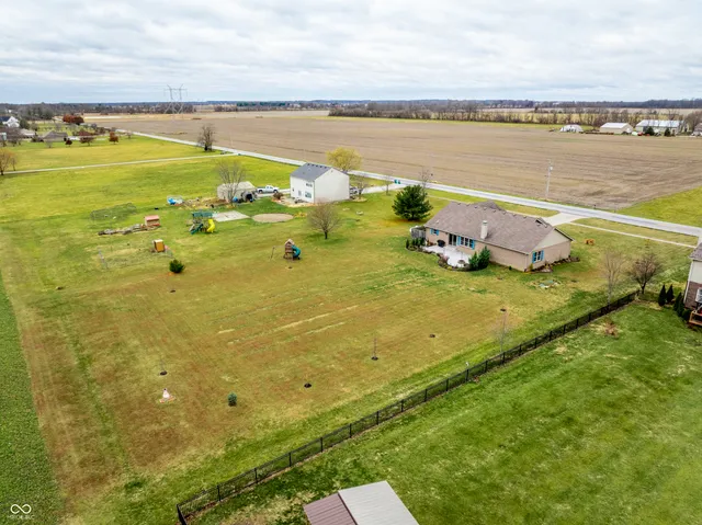 $450,000 | 5923 North County Road 100 East, Pittsboro, IN 46167