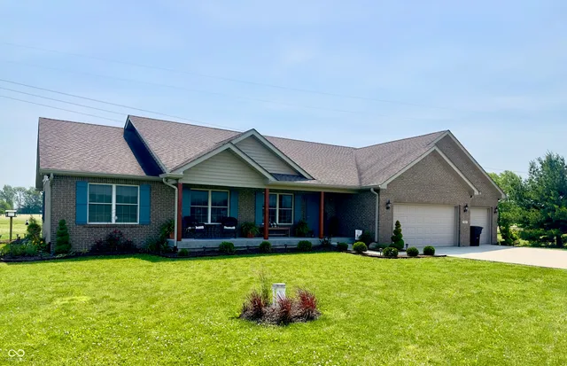 $450,000 | 5923 North County Road 100 East, Pittsboro, IN 46167