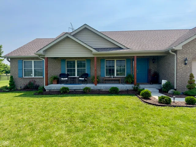 $450,000 | 5923 North County Road 100 East, Pittsboro, IN 46167