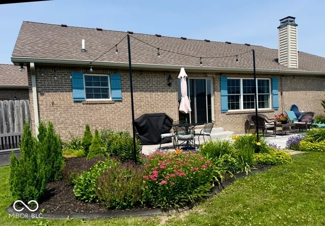 $450,000 | 5923 North County Road 100 East, Pittsboro, IN 46167