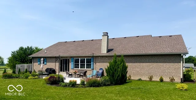 $450,000 | 5923 North County Road 100 East, Pittsboro, IN 46167