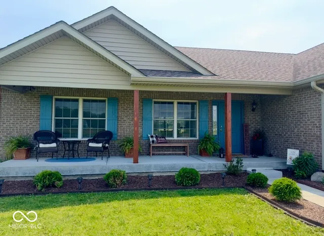 $450,000 | 5923 North County Road 100 East, Pittsboro, IN 46167