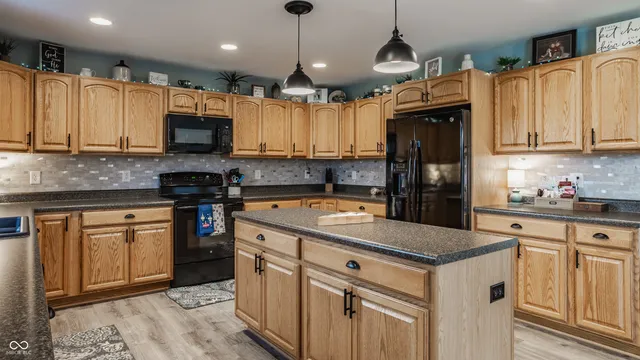 $450,000 | 5923 North County Road 100 East, Pittsboro, IN 46167