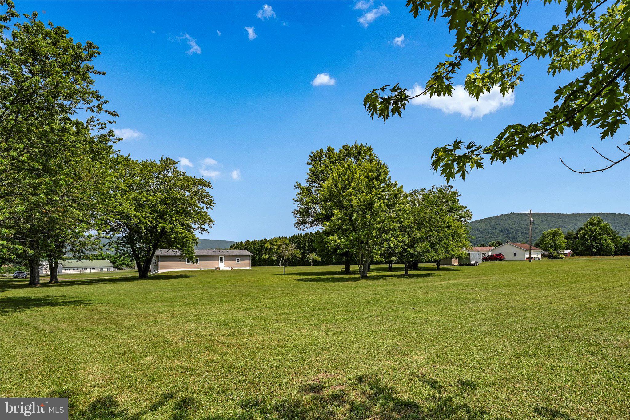 490 Hill Road Hegins, PA 17938 - Photo 4 of 27