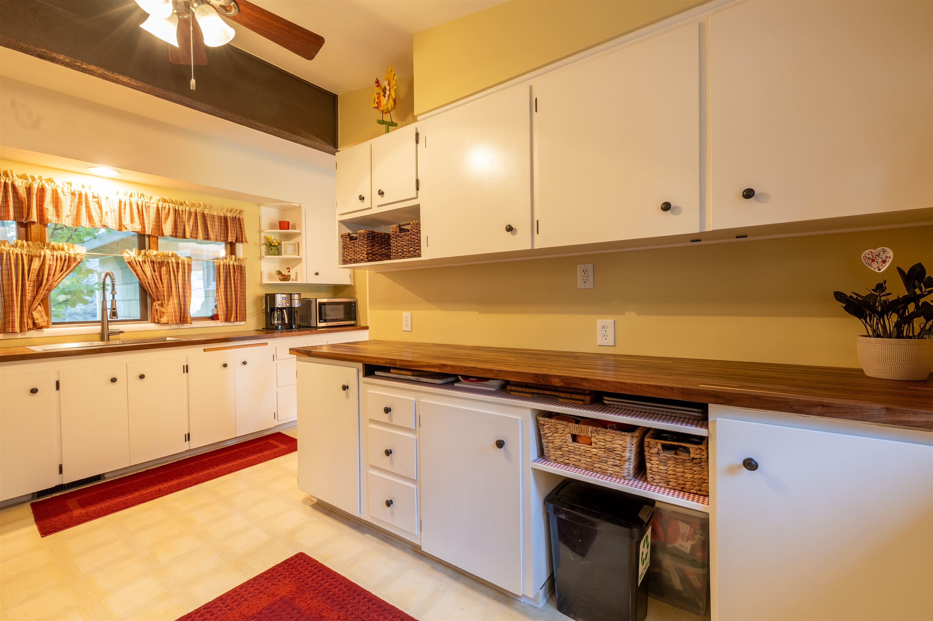 1803 South Bowdish Road Spokane, WA 99206 - Photo 9 of 33