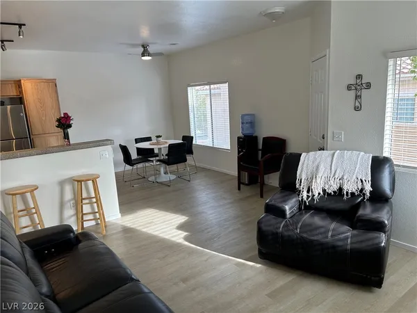 $1,555 | 251 South Green Valley Parkway, Unit 3322, Henderson, NV 89012