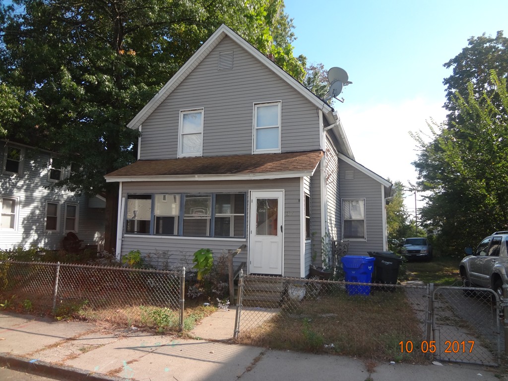 37 Collins Street Springfield, MA 01109 - Photo 1 of 1