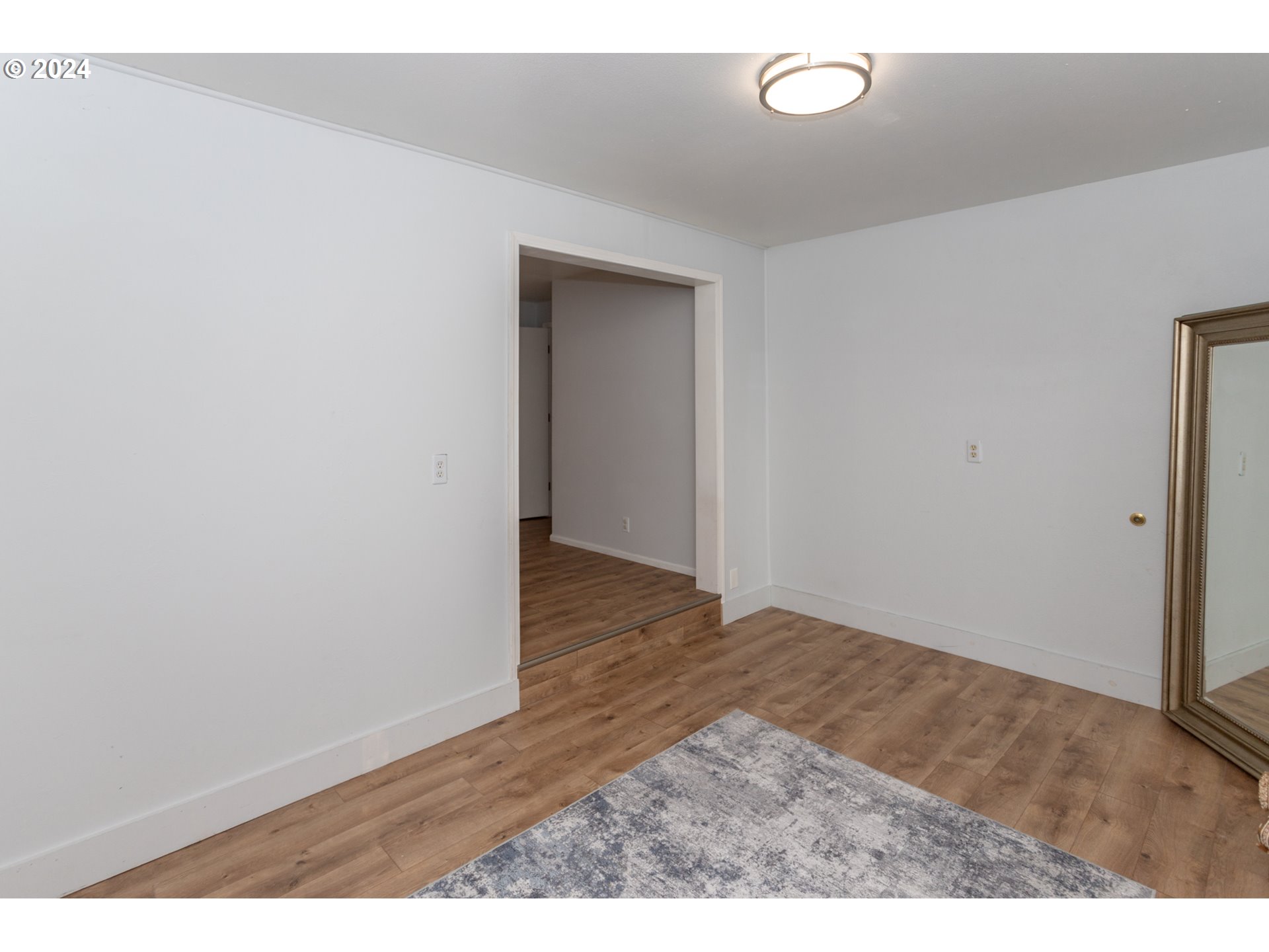 1690 Ridgley Boulevard Eugene, OR 97401 - Photo 19 of 30 a view of an empty room