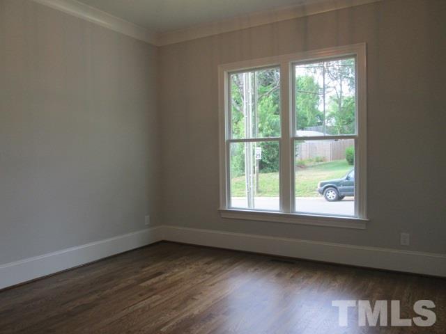 2701 Gordon Street Raleigh, NC 27608 - Photo 3 of 25