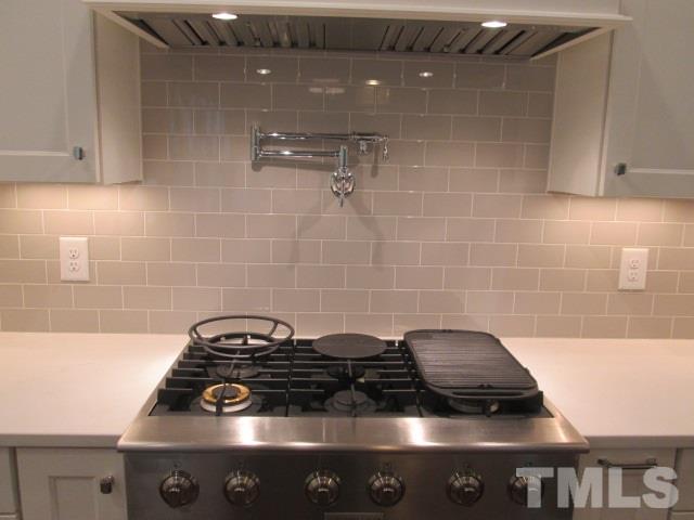 2701 Gordon Street Raleigh, NC 27608 - Photo 9 of 25