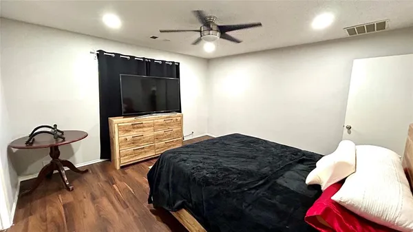 $2,200 | 111 Quail Run Drive, Seagoville, TX 75159