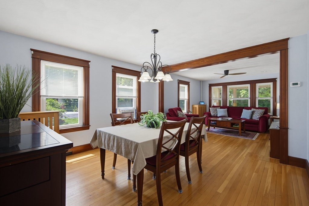 413 Goldthwaite Road Northbridge, MA 01588 - Photo 6 of 34