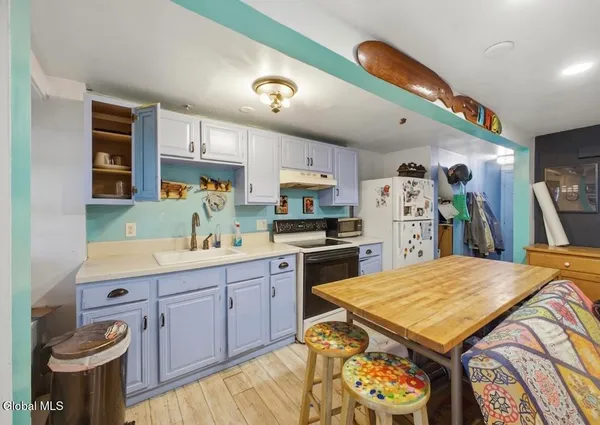$285,000 | 74 Philip Street, Albany, NY 12202