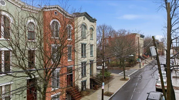 $285,000 | 74 Philip Street, Albany, NY 12202