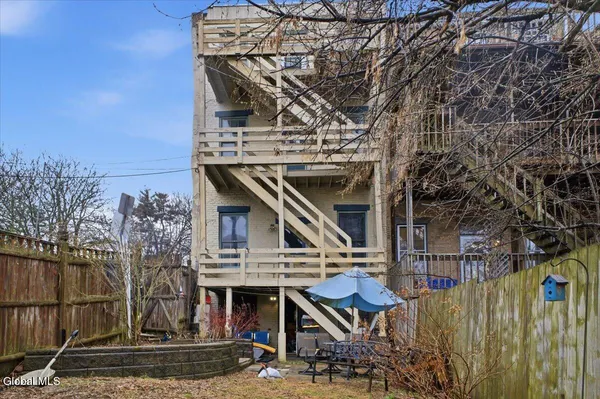 $285,000 | 74 Philip Street, Albany, NY 12202