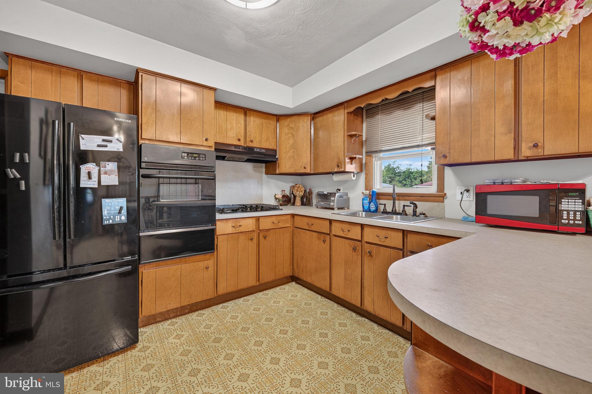 2329 Redwood Road York, PA 17408 - Photo 15 of 40 Gallery Image 15