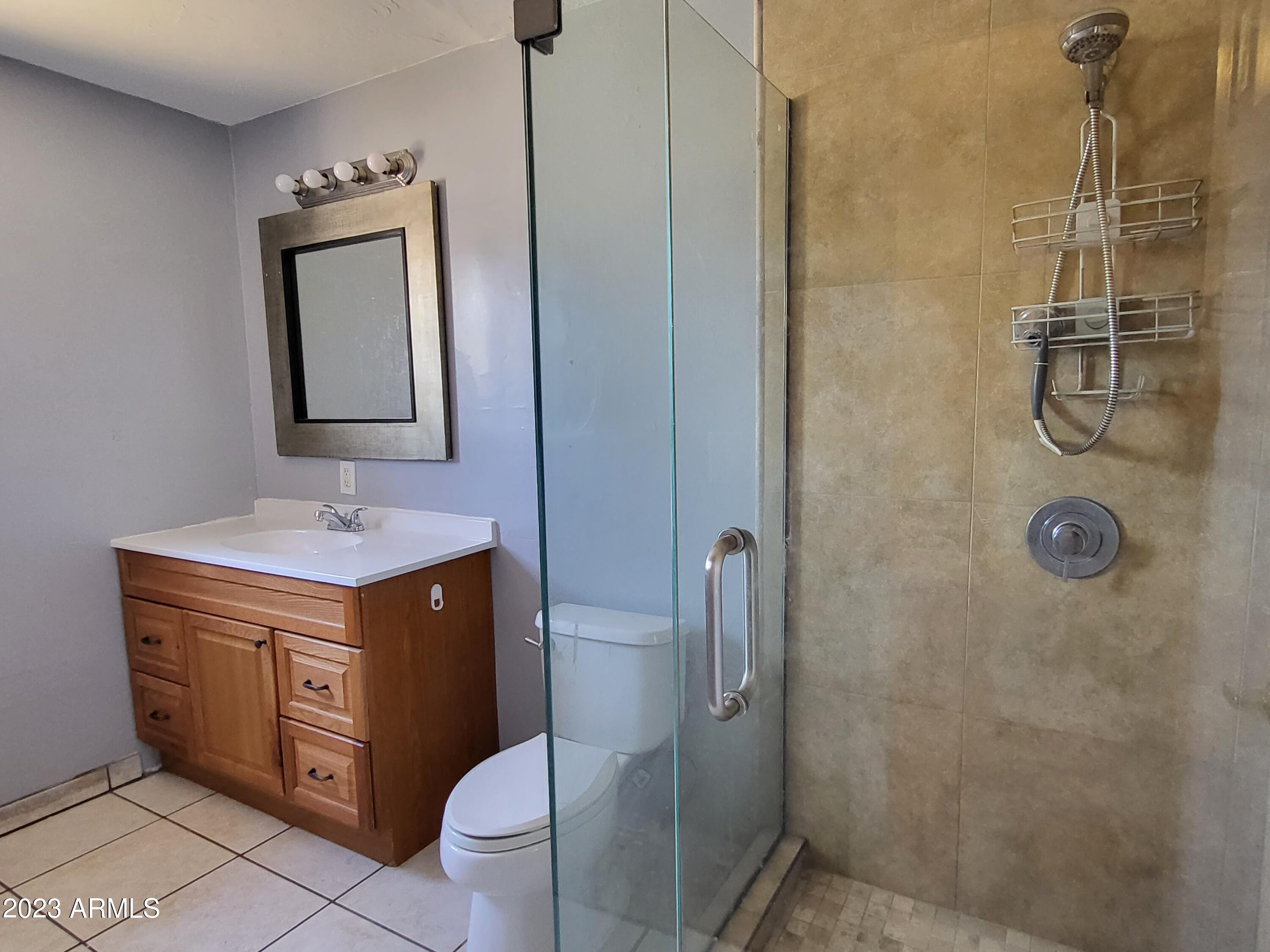 1342 West Fillmore Street Phoenix, AZ 85007 - Photo 11 of 16 Master Bathroom
