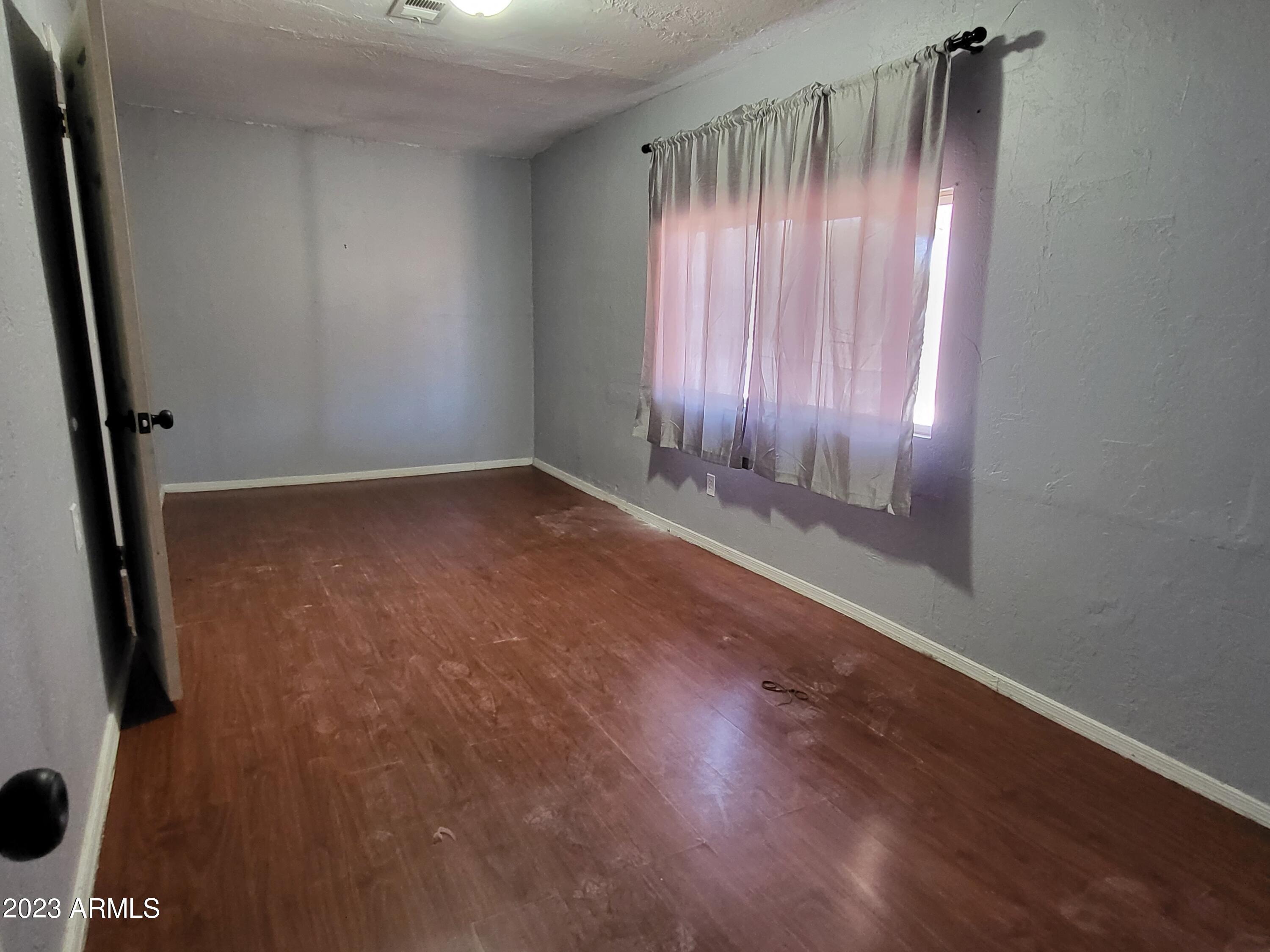 1342 West Fillmore Street Phoenix, AZ 85007 - Photo 4 of 16 Family Room