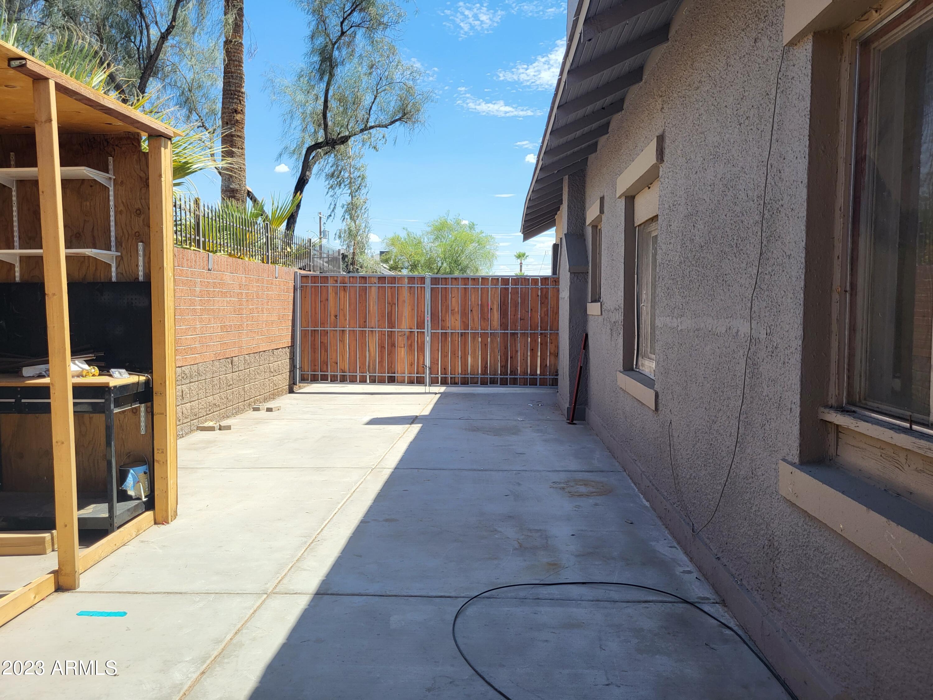 1342 West Fillmore Street Phoenix, AZ 85007 - Photo 8 of 16 behind RV gate