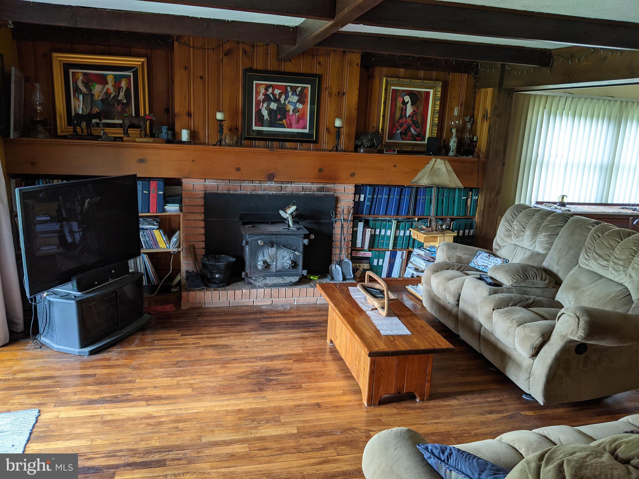 525 Nottingham Road Elkton, MD 21921 - Photo 5 of 39 Family Room/Dining Room