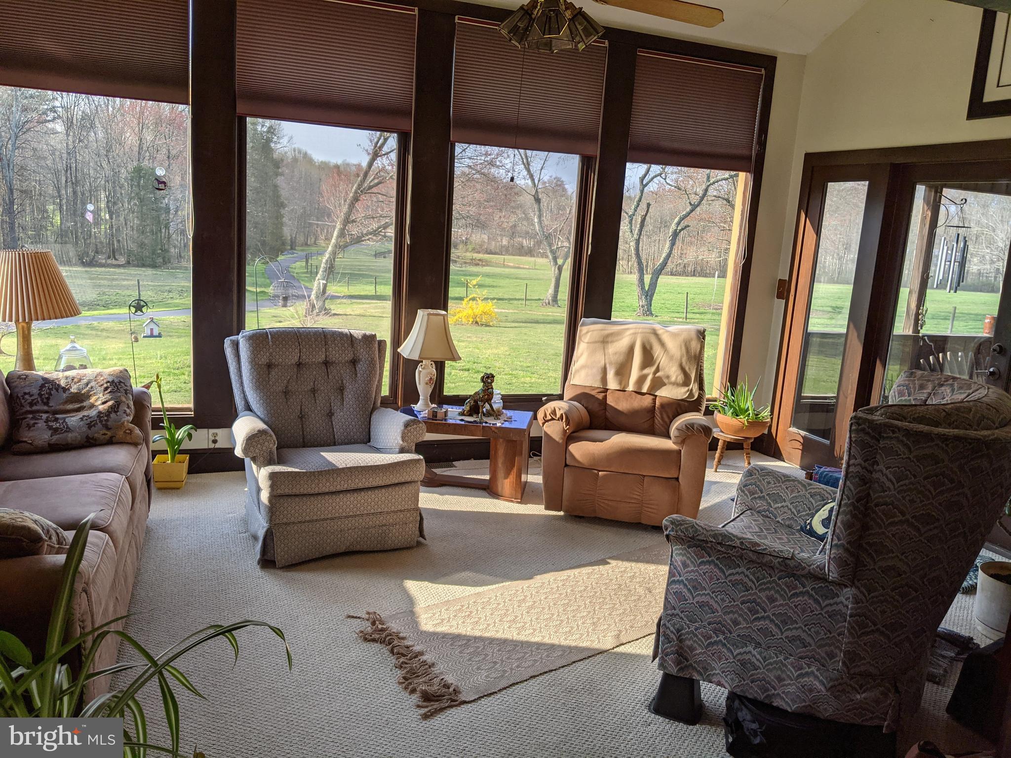 525 Nottingham Road Elkton, MD 21921 - Photo 9 of 39 Living Room