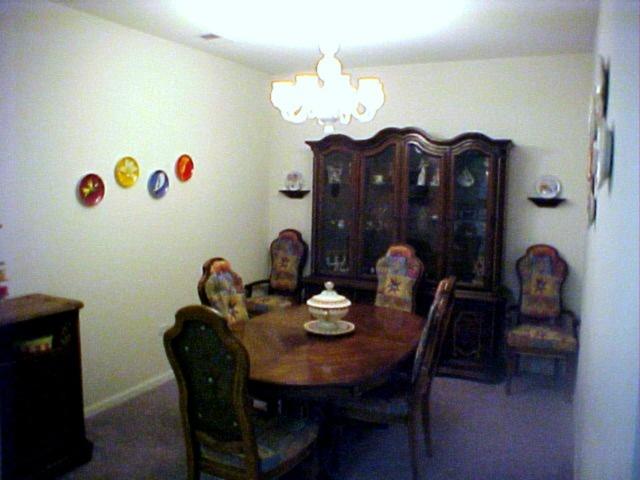 660 McHenry Road, Unit 402 Wheeling, IL 60090 - Photo 4 of 11