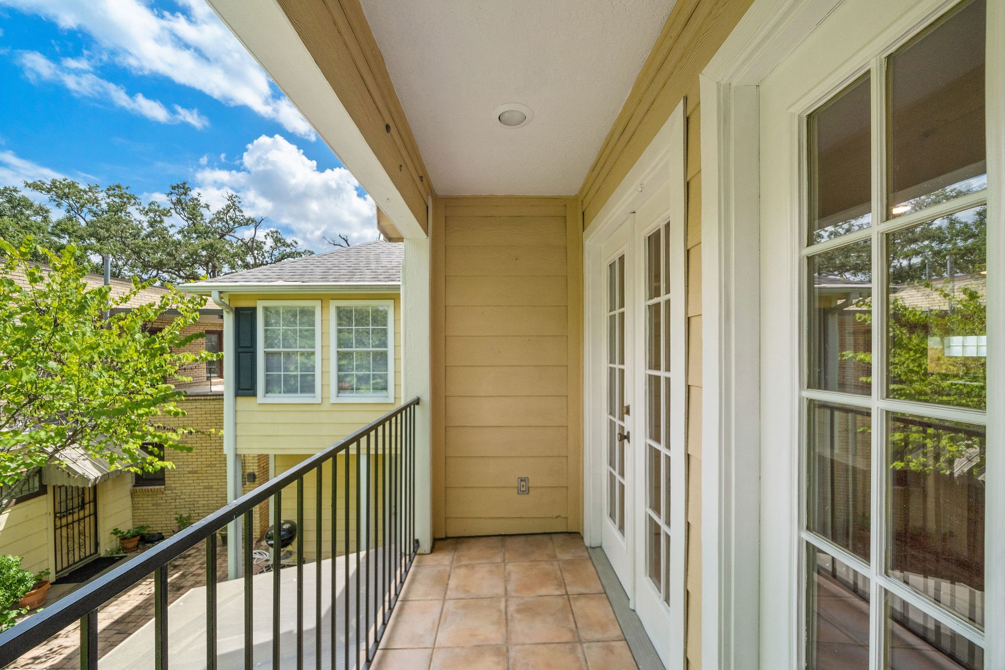 1801 Lexington Street Houston, TX 77098 - Photo 26 of 50 a view of a porch