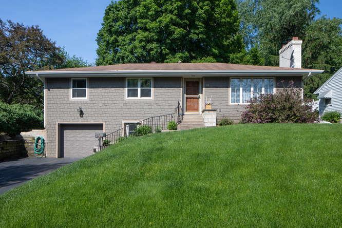 532 Wheeler Drive Excelsior, MN 55331 - Photo 1 of 24 Gallery Image 1