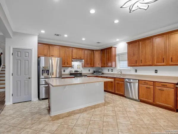 $3,200 | 7654 Eagle Ledge, San Antonio, TX 78249