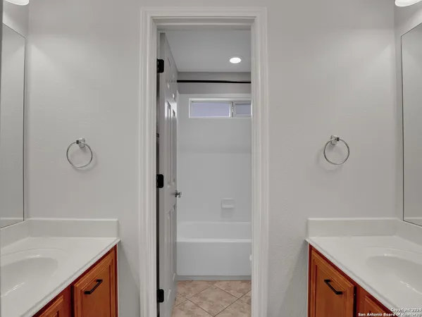 $3,200 | 7654 Eagle Ledge, San Antonio, TX 78249