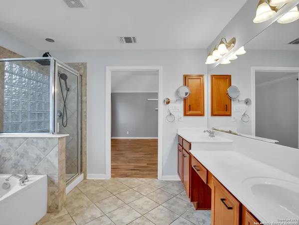 $3,200 | 7654 Eagle Ledge, San Antonio, TX 78249