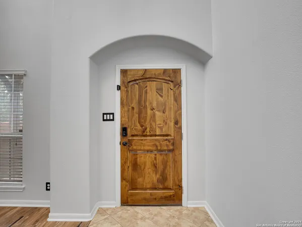 $3,200 | 7654 Eagle Ledge, San Antonio, TX 78249